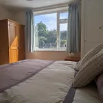 Semesterbostad Cherry View House 3 Bed Garden Parking Sleeps 8