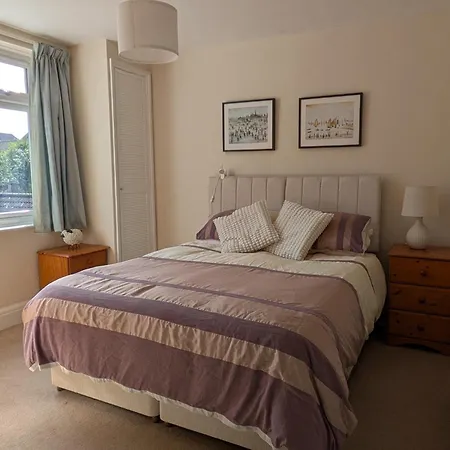 Cherry View House 3 Bed Garden Parking Sleeps 8 בית נופש בריסטול