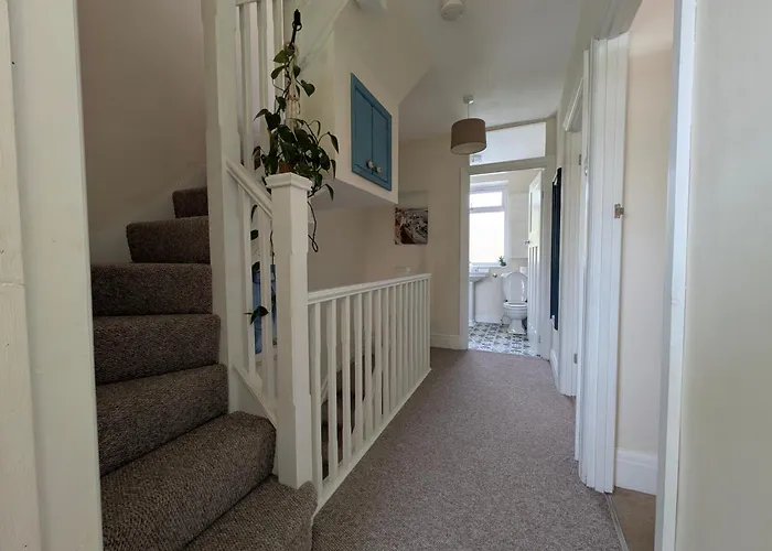 Cherry View House 3 Bed Garden Parking Sleeps 8 Nyaraló