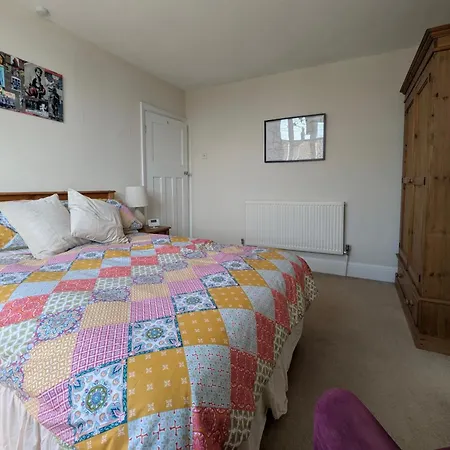 Cherry View House 3 Bed Garden Parking Sleeps 8 Ferienhaus *