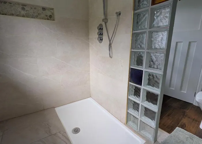 Cherry View House 3 Bed Garden Parking Sleeps 8 * Bristol