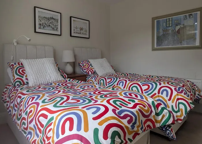 Prázdninový dům Cherry View House 3 Bed Garden Parking Sleeps 8 *