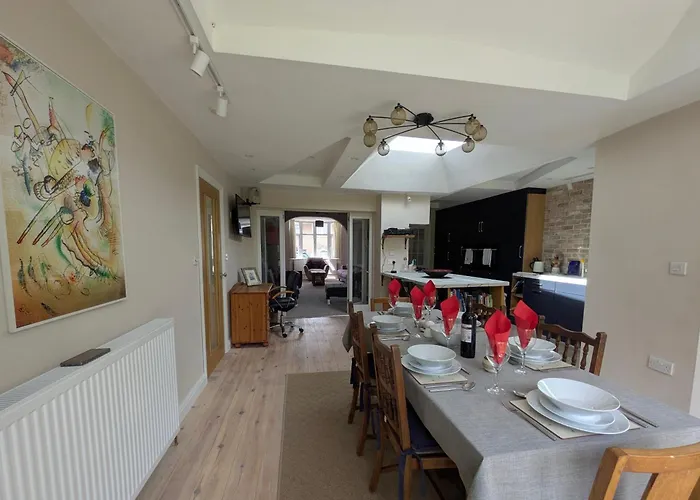 Cherry View House 3 Bed Garden Parking Sleeps 8 Bristol